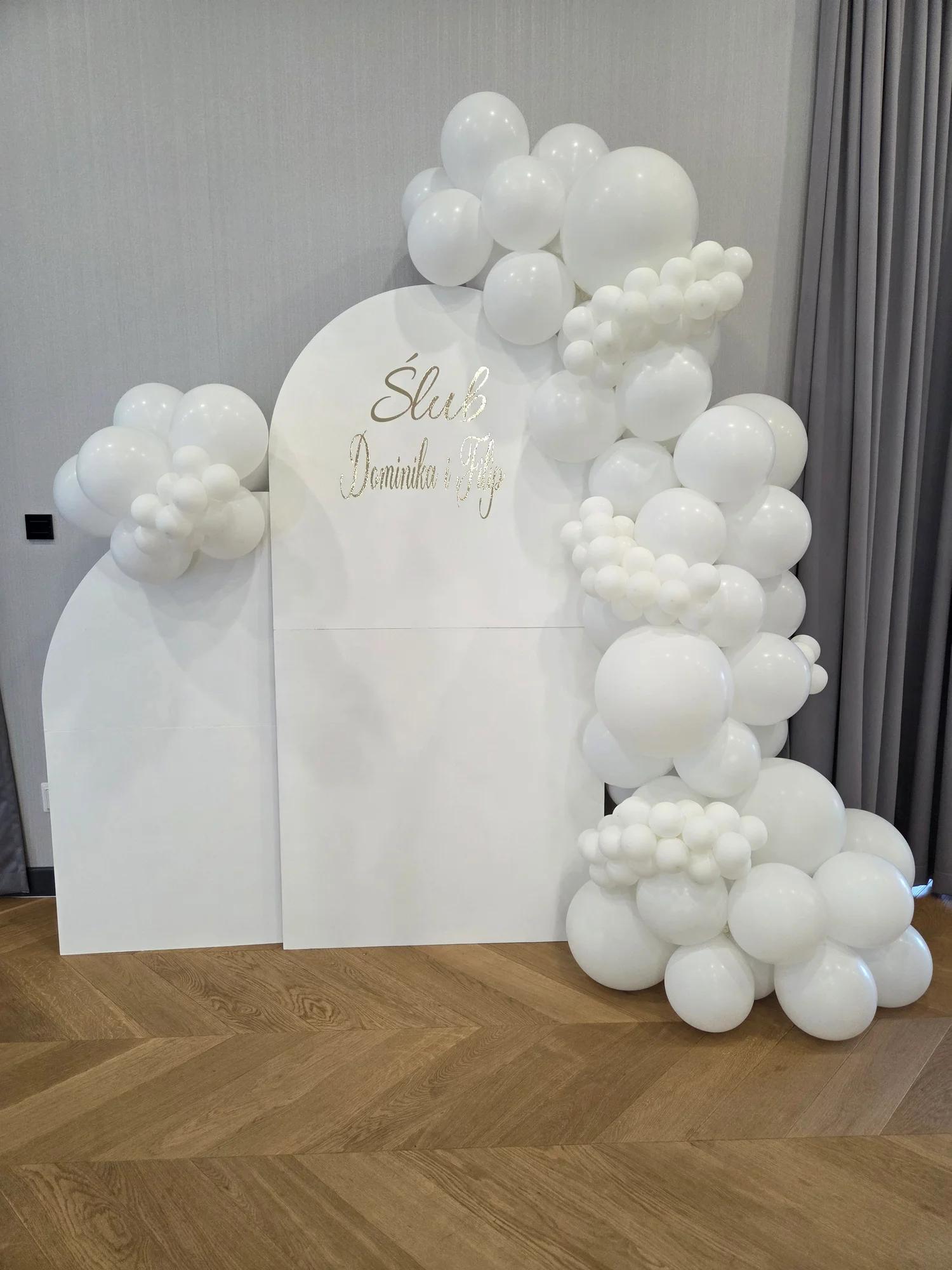 Dekoracje balonowe — Ślub & wesele